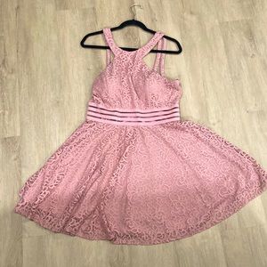 Dusty rose, lace skater dress with waist accent XL
